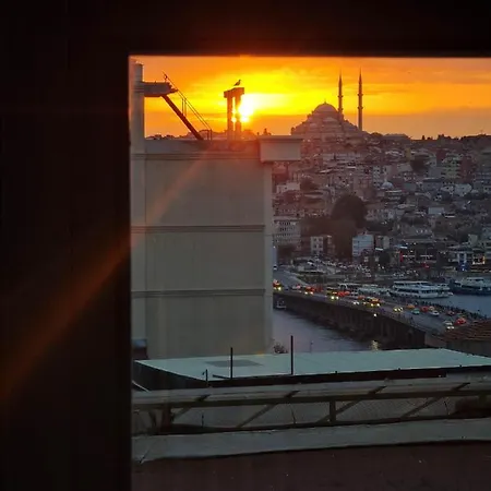 Апартаменты Golden Horn And Galata Tower View, Historical Flat Стамбул
